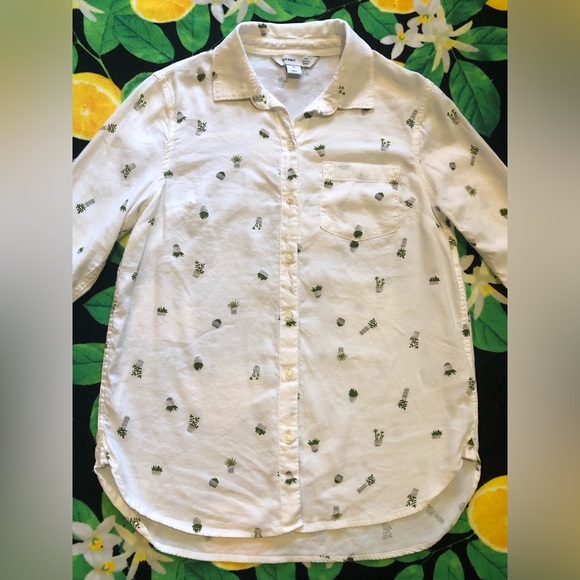 Old Navy the Classic Shirt Succulent Pattern Button Down Shirt - Picture 2 of 12